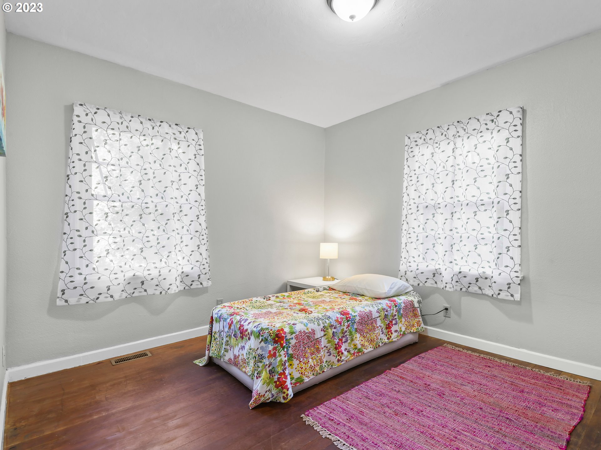 11235 Southwest Fonner Street Portland, OR 97223 - Photo 18 of 37 Gallery Image 18