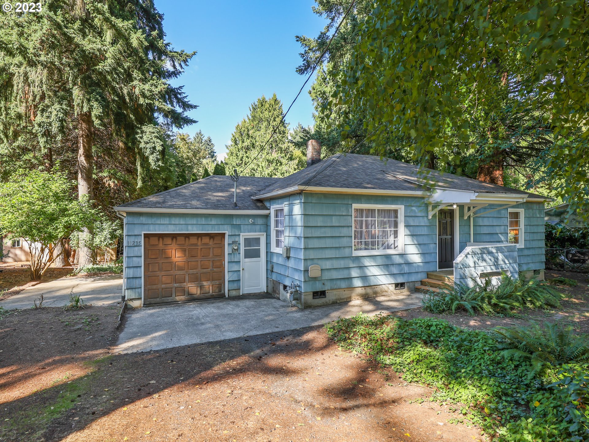 11235 Southwest Fonner Street Portland, OR 97223 - Photo 2 of 37 Gallery Image 2