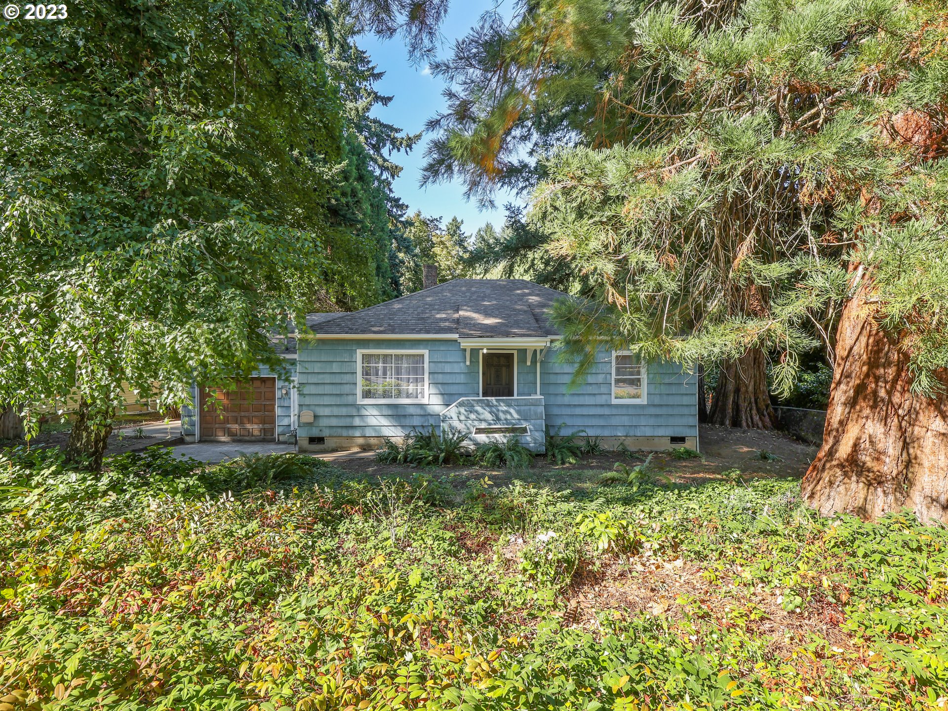 11235 Southwest Fonner Street Portland, OR 97223 - Photo 3 of 37 Gallery Image 3