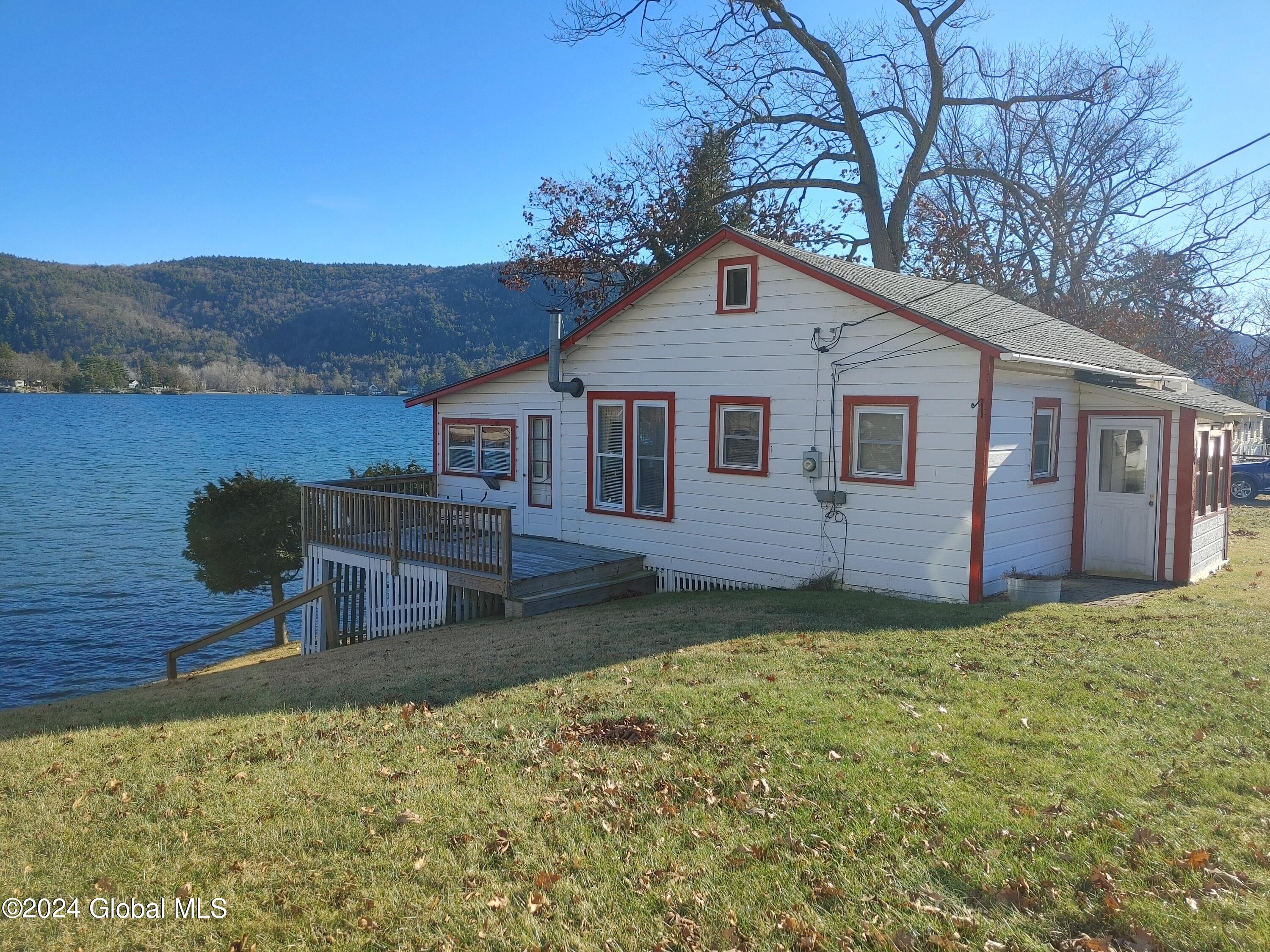 15 Coates Point Road Ticonderoga, NY 12883 - Photo 3 of 18 0102241321_HDR