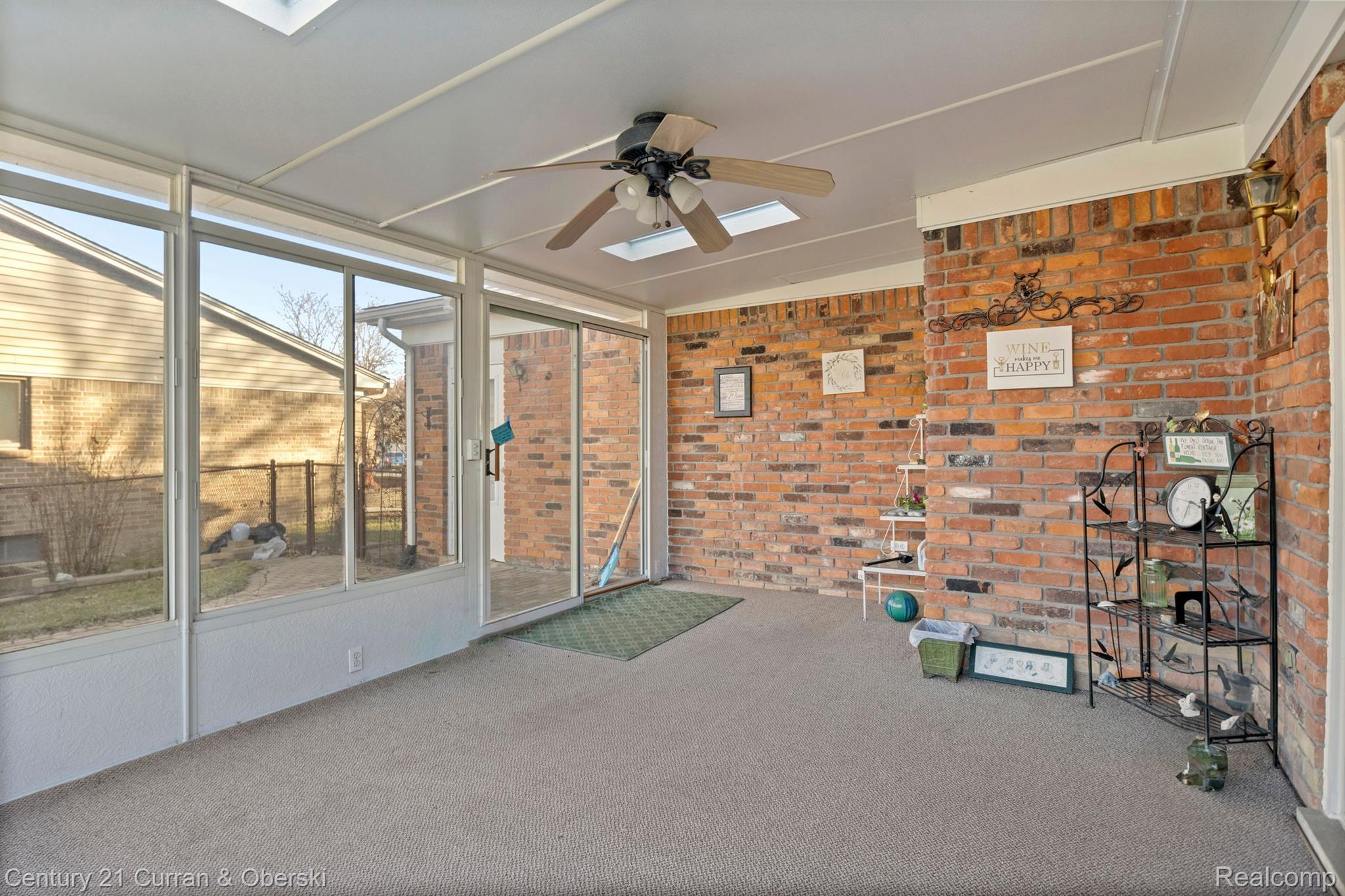21648 Hall Road Trenton, MI 48183 - Photo 27 of 28 Three Seasons Room