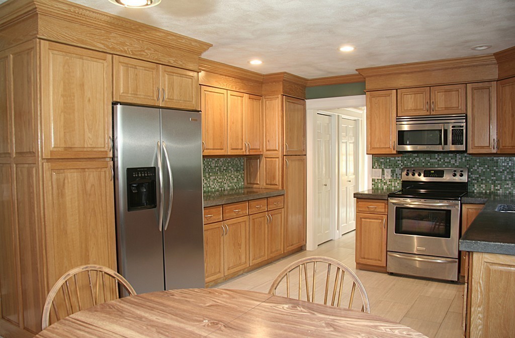 49 Colony Road Westminster, MA 01473 - Photo 6 of 30 Gallery Image 6