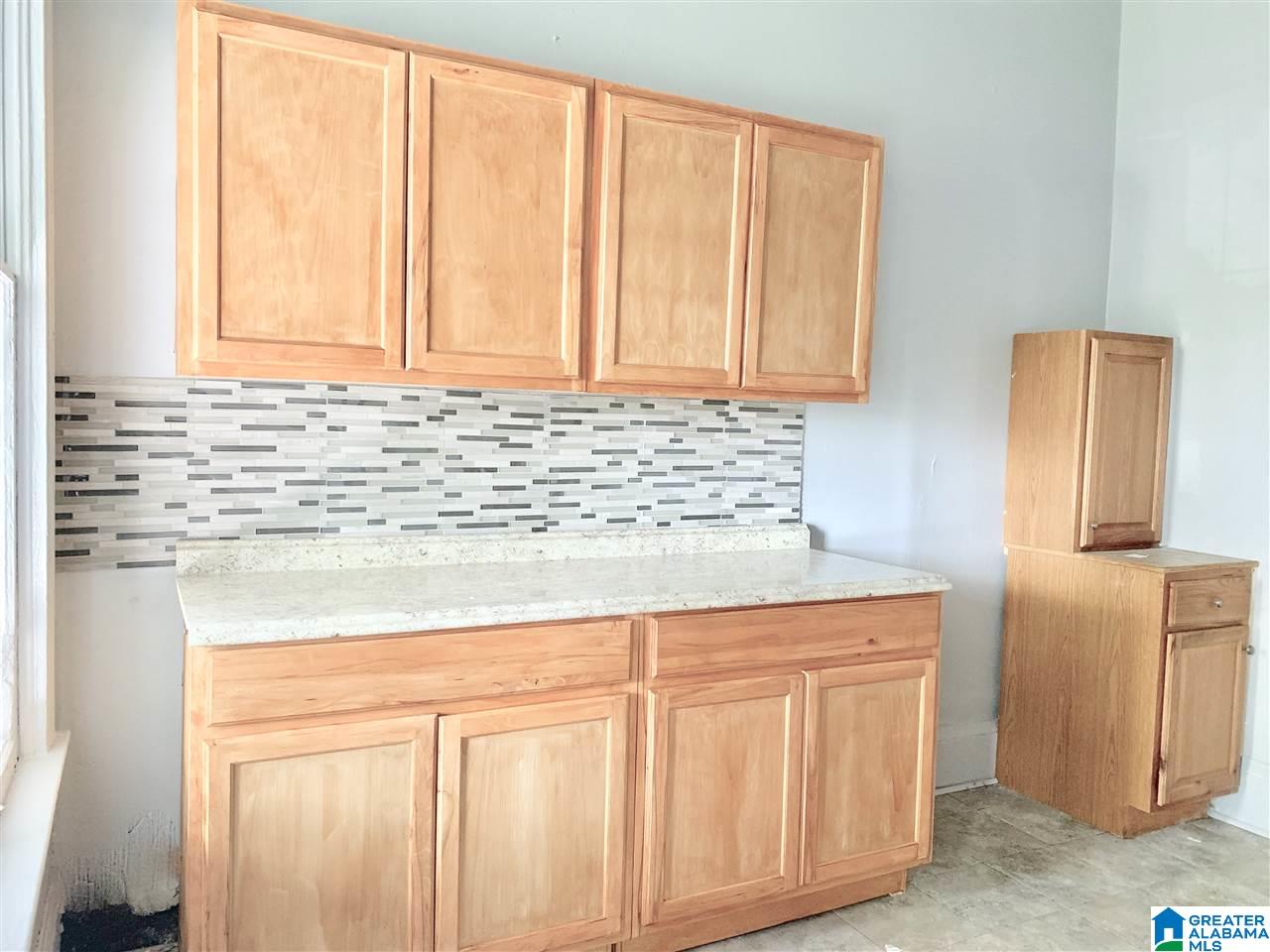 2545 28th Street Birmingham, AL 35208 - Photo 6 of 17