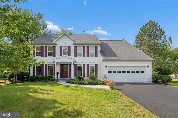 $1,050,000 | 17032 Tom Fox Avenue, Poolesville, MD 20837