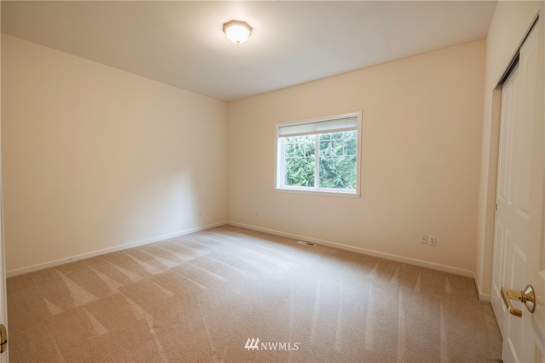 3354 Anderson Road Southeast Port Orchard, WA 98366 - Photo 25 of 39 Gallery Image 25