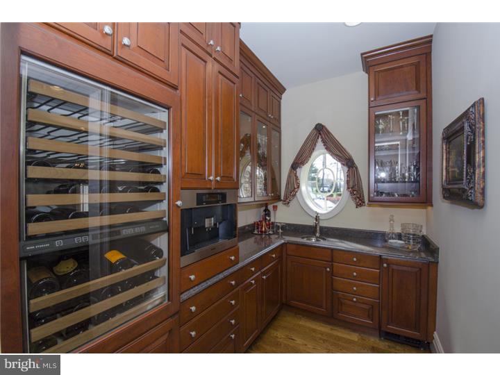 2231 Buttonwood Road Berwyn, PA 19312 - Photo 5 of 22
