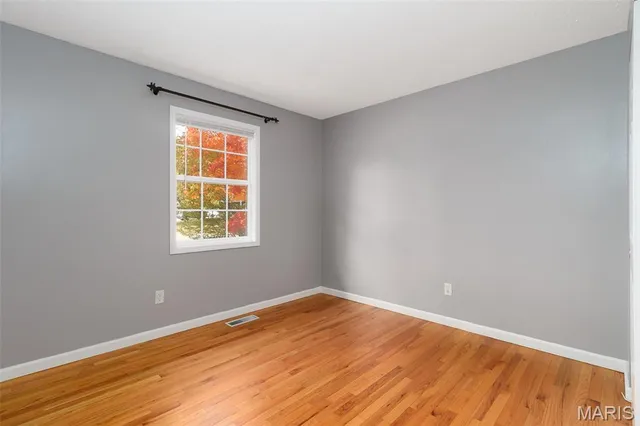 $239,900 | 2190 Glenoro Drive, Florissant, MO 63033