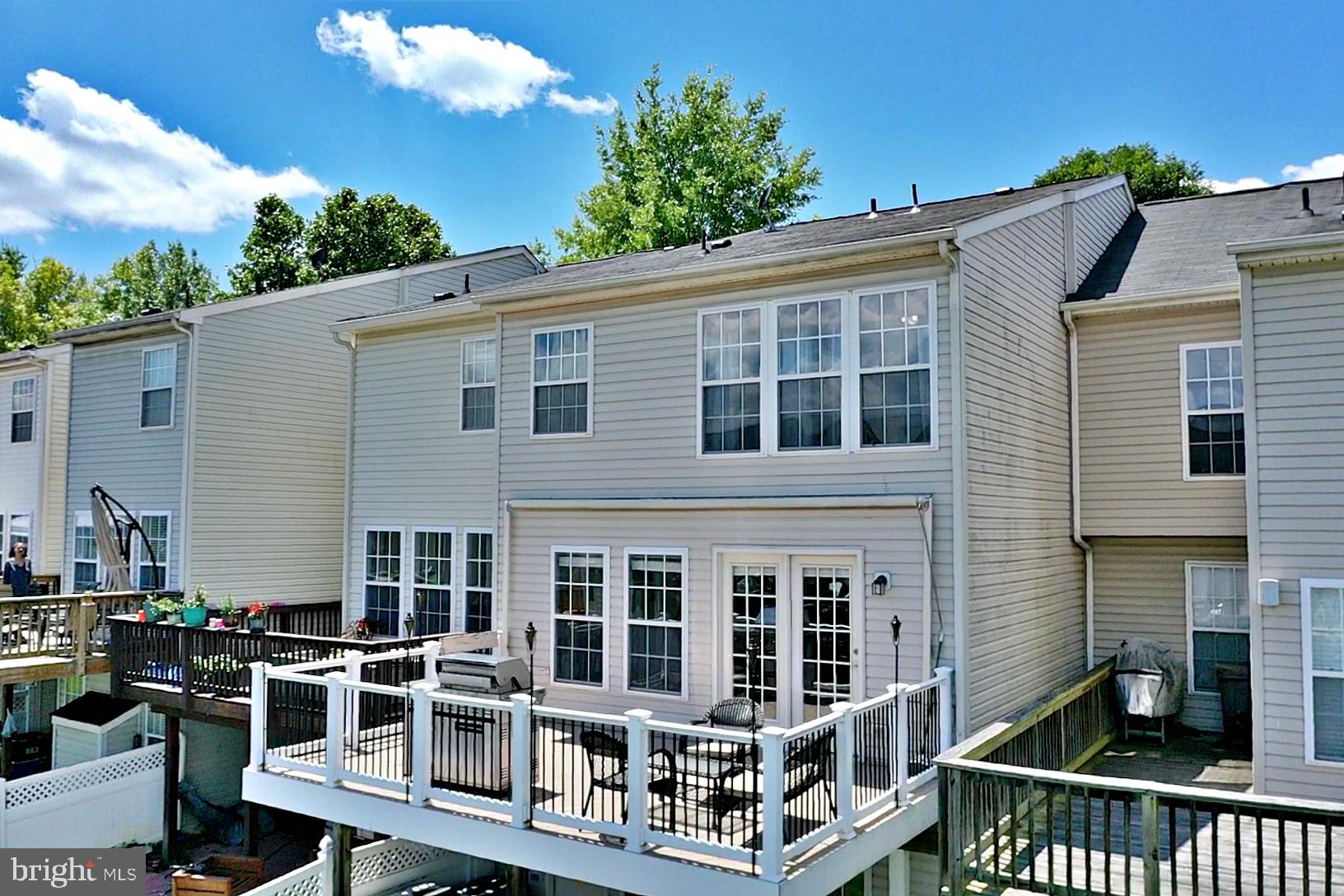 1352 Steed Street Ranson, WV 25438 - Photo 4 of 46