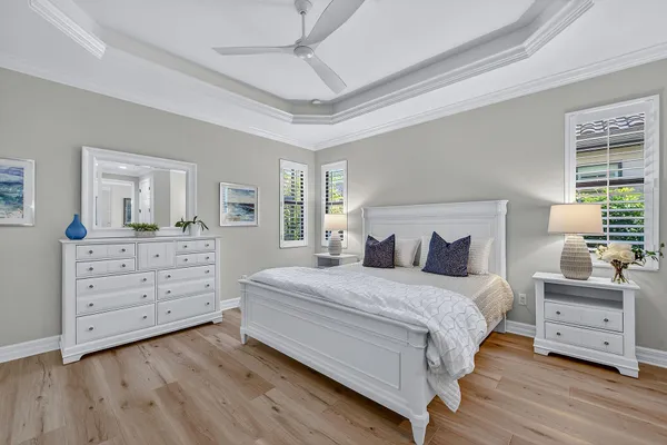 $899,000 | 3058 Aviamar Circle, Naples, FL 34114