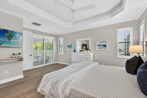 $899,000 | 3058 Aviamar Circle, Naples, FL 34114