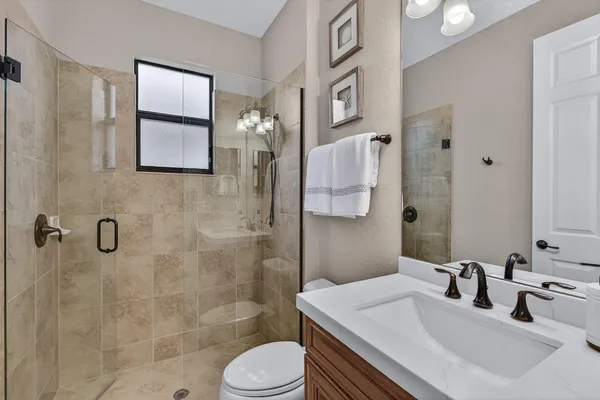 $899,000 | 3058 Aviamar Circle, Naples, FL 34114