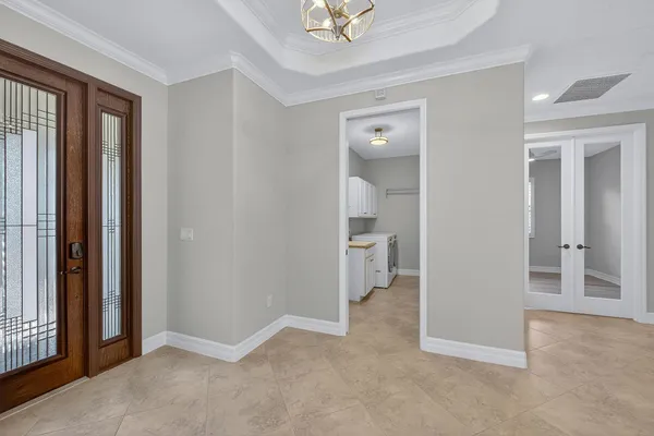$899,000 | 3058 Aviamar Circle, Naples, FL 34114