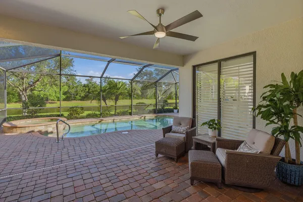 $899,000 | 3058 Aviamar Circle, Naples, FL 34114