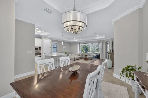 $899,000 | 3058 Aviamar Circle, Naples, FL 34114