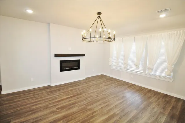 $2,395 | 139 Lost Maples Way, Waxahachie, TX 75165