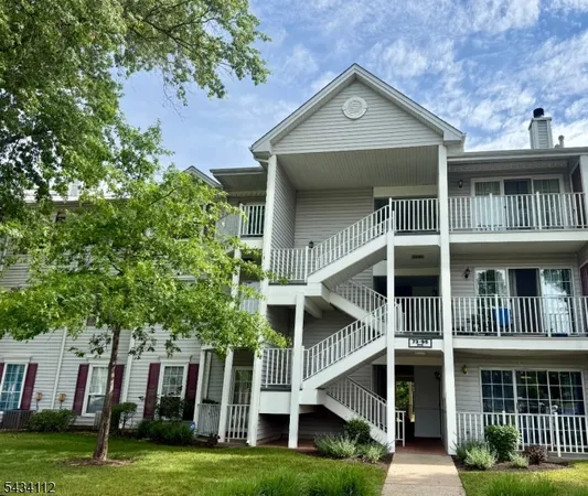 $238,625 | 75 Amethyst Way, Franklin Park, NJ 08823