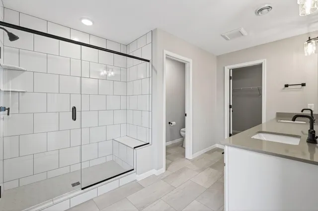 $1,095,000 | 875 Fls Passage West, Unit C, St. Paul, MN 55116