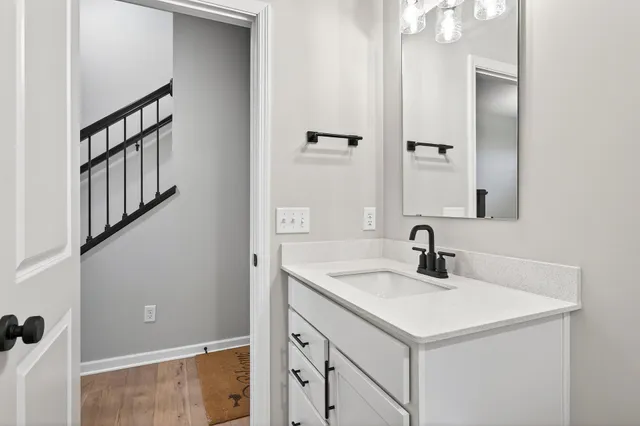 $1,095,000 | 875 Fls Passage West, Unit C, St. Paul, MN 55116