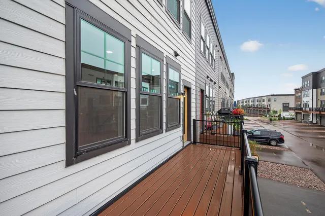 $1,095,000 | 875 Fls Passage West, Unit C, St. Paul, MN 55116