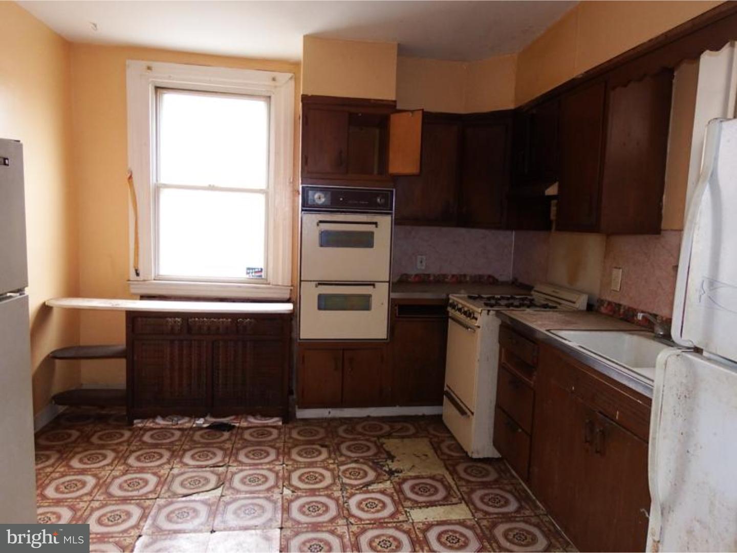 159 Springton Road Upper Darby, PA 19082 - Photo 5 of 14