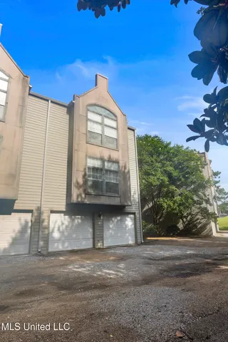 $249,000 | 1313 Roxbury Court, Jackson, MS 39211