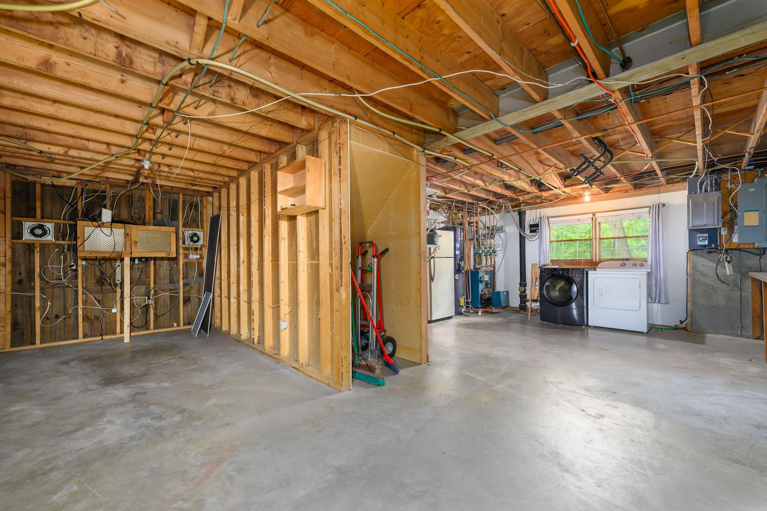 7 Dover Neck Road Dover, NH 03820 - Photo 20 of 23 Utility & Storage Room