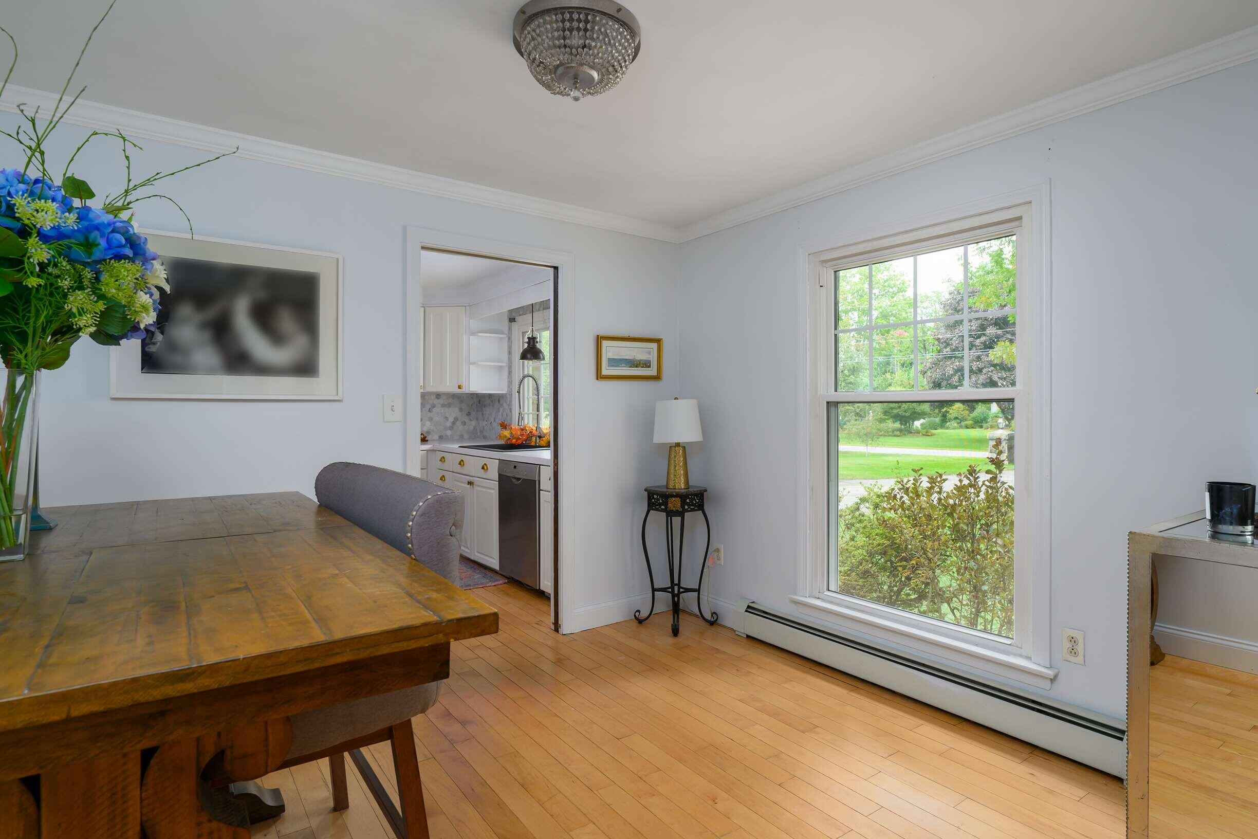 7 Dover Neck Road Dover, NH 03820 - Photo 9 of 23 Dining Room