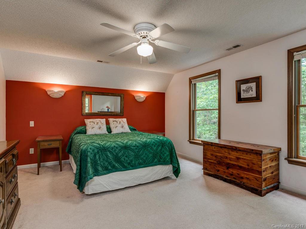 337 Beaverdam Road, Unit 1 Asheville, NC 28804 - Photo 12 of 24 Gallery Image 12