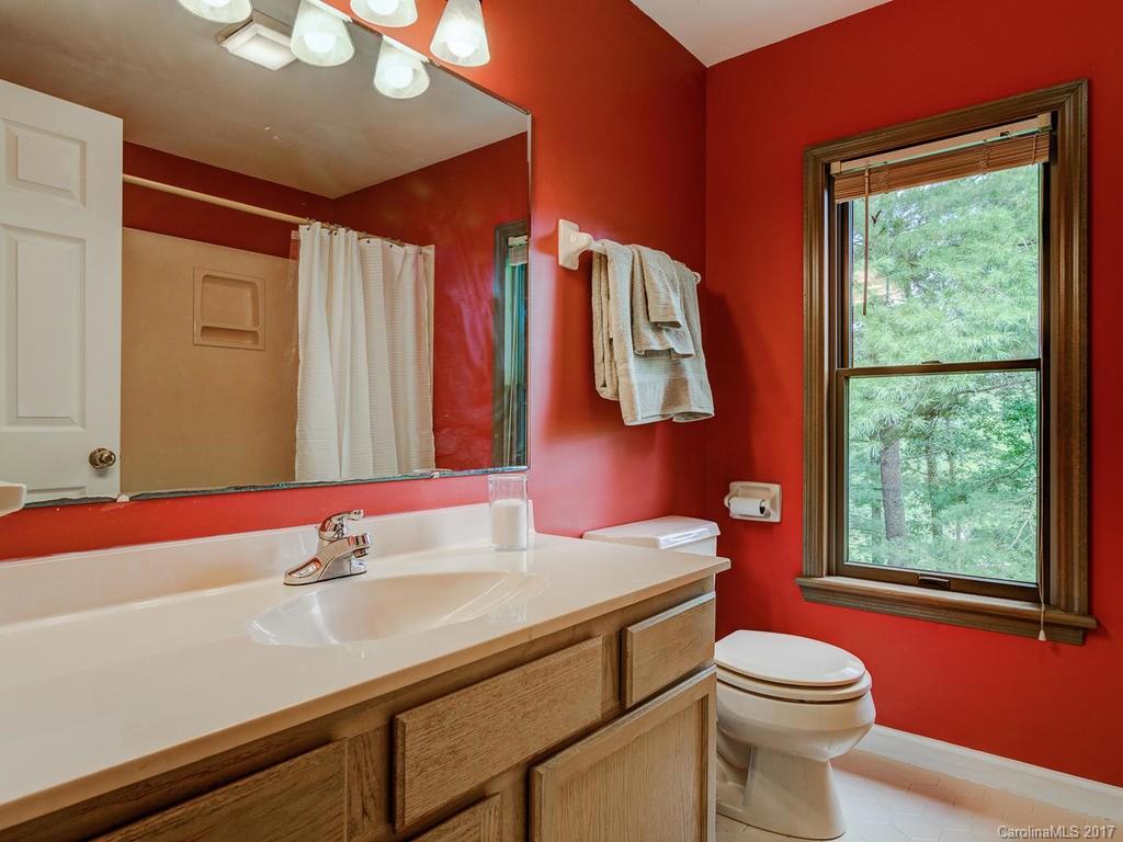337 Beaverdam Road, Unit 1 Asheville, NC 28804 - Photo 13 of 24 Gallery Image 13