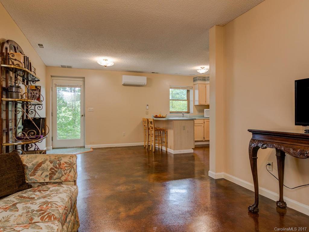 337 Beaverdam Road, Unit 1 Asheville, NC 28804 - Photo 17 of 24 Gallery Image 17