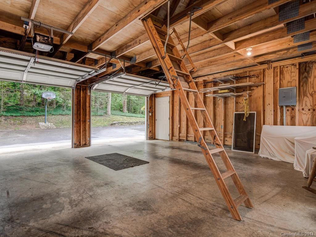337 Beaverdam Road, Unit 1 Asheville, NC 28804 - Photo 23 of 24 Gallery Image 23