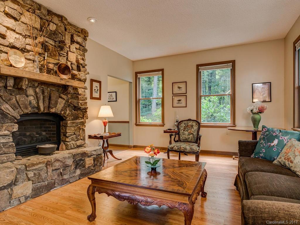 337 Beaverdam Road, Unit 1 Asheville, NC 28804 - Photo 9 of 24 Gallery Image 9