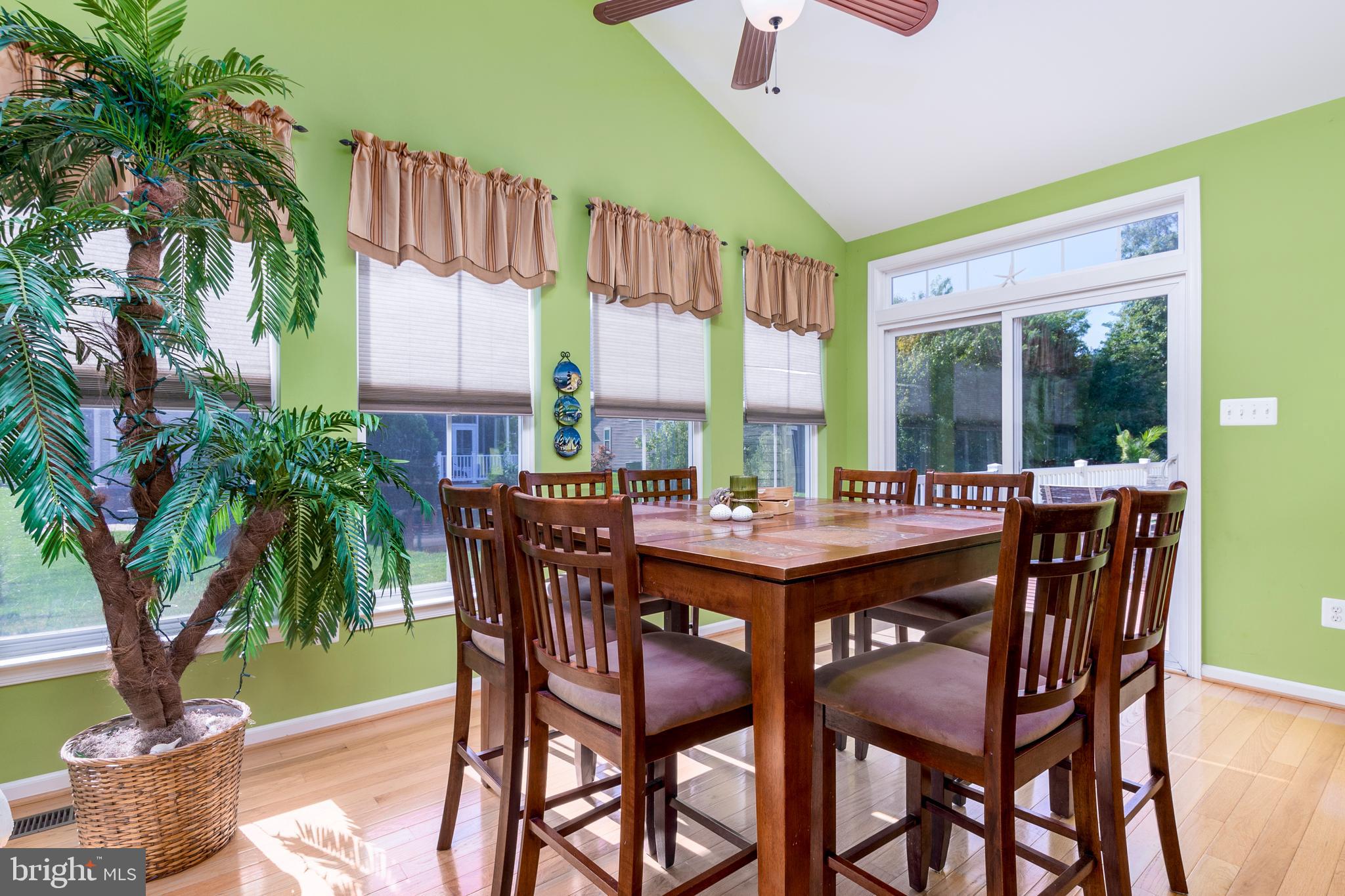 31762 Skimmer Road Ocean View, DE 19970 - Photo 25 of 52 Dining Area in Sun Room