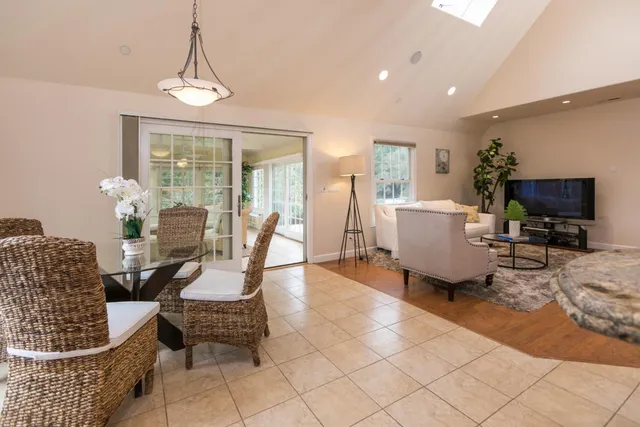 $7,995,000 | 23020 Old Santa Cruz Highway, Los Gatos, CA 95033