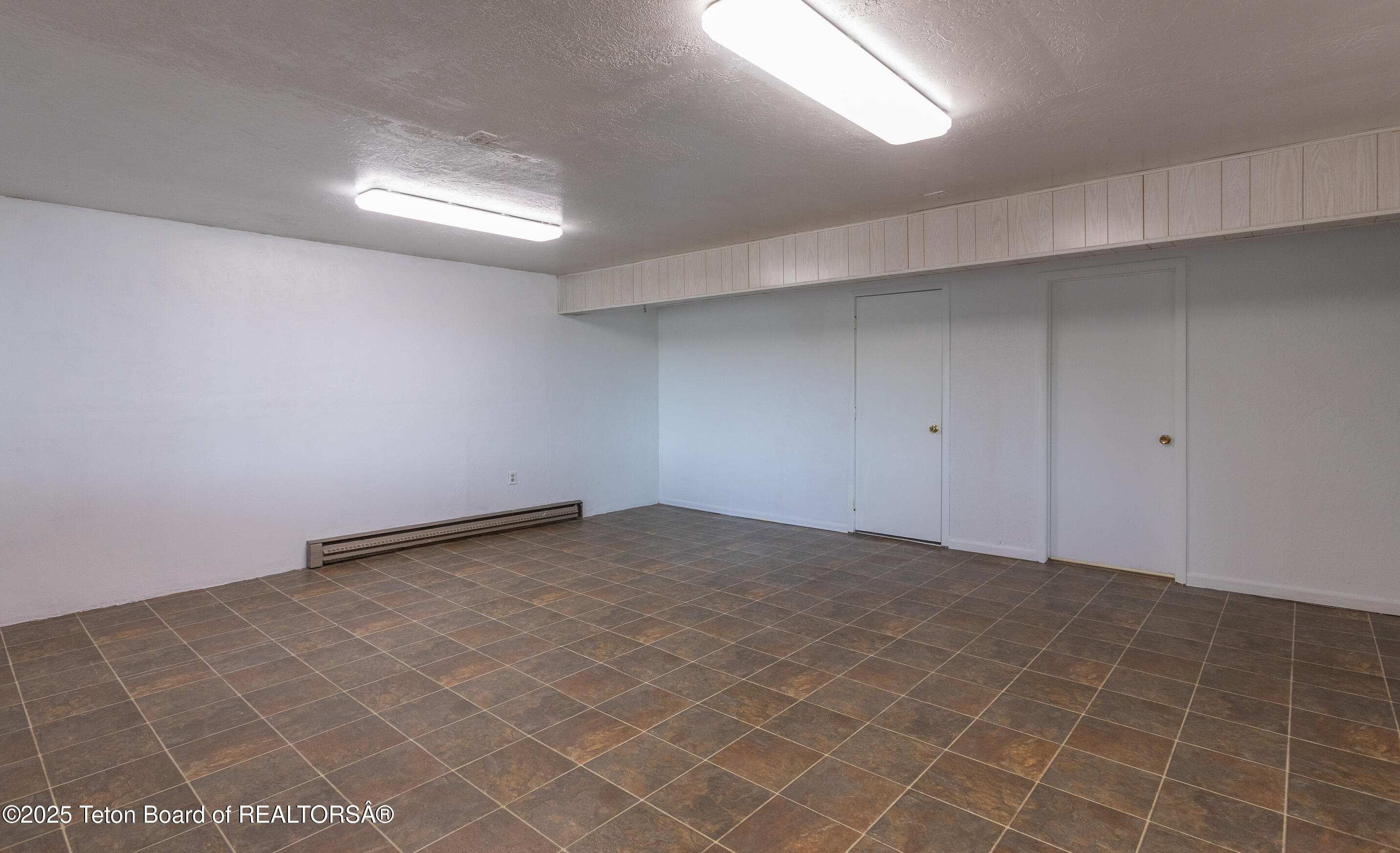 870 Skyview Lane Afton, WY 83110 - Photo 20 of 43 870 Skyview Lane Afton Wyoming-1