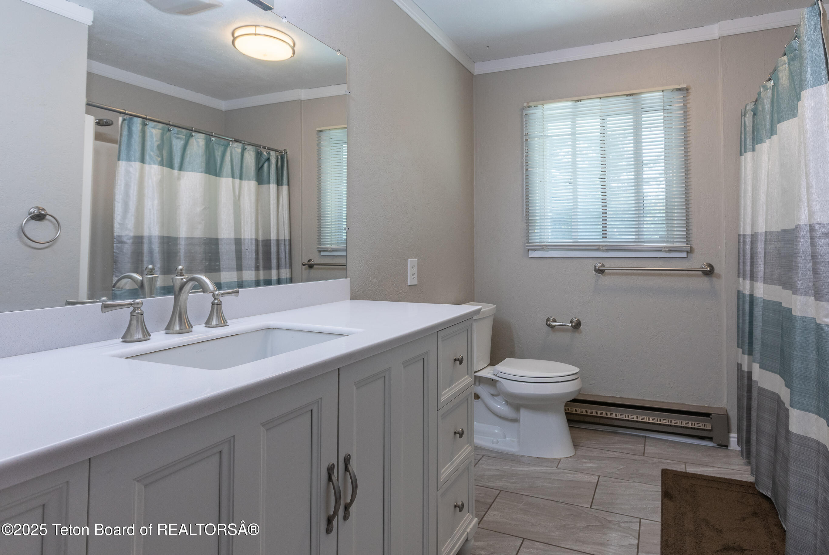 870 Skyview Lane Afton, WY 83110 - Photo 26 of 43 870 Skyview Lane Afton Wyoming-15