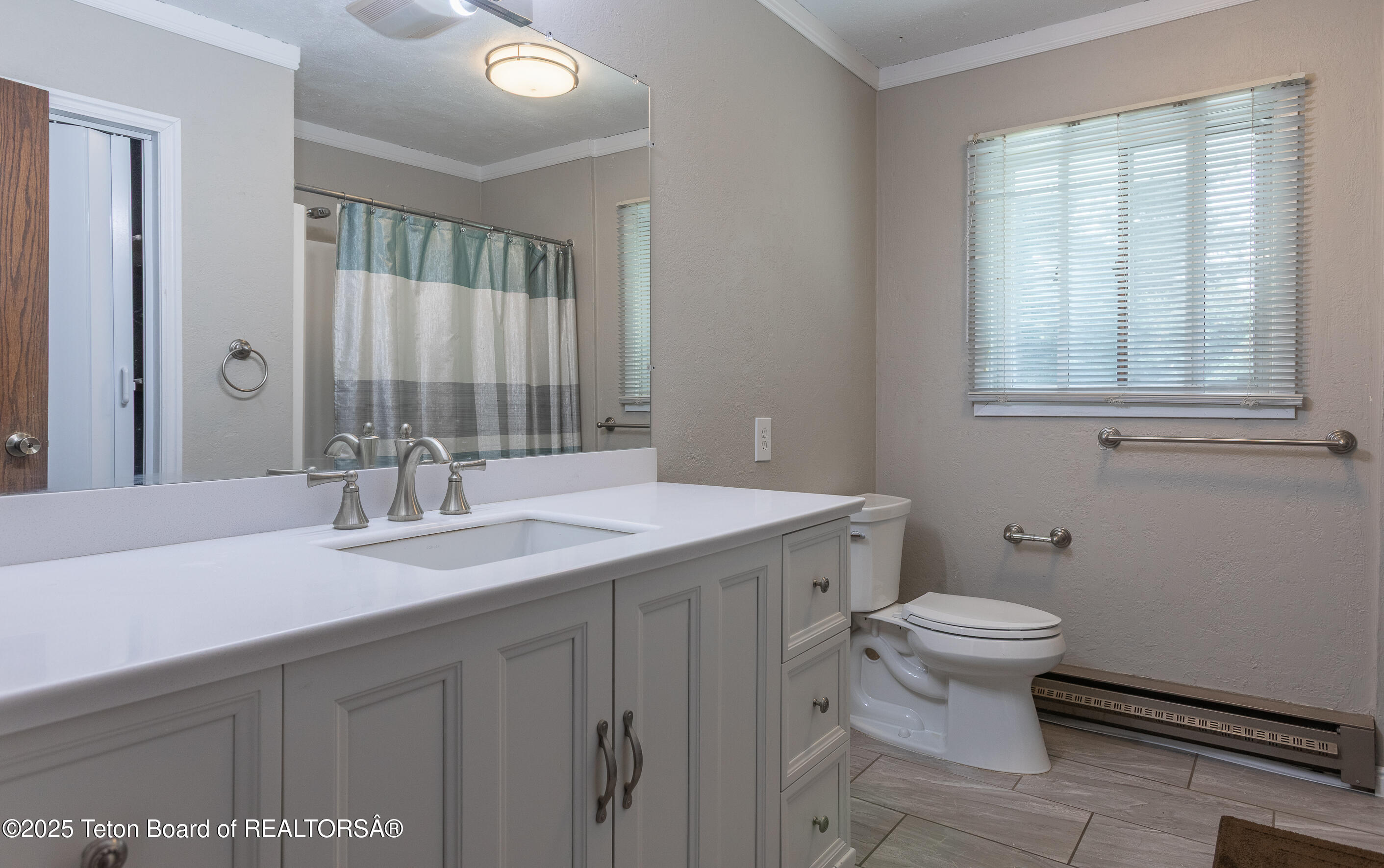 870 Skyview Lane Afton, WY 83110 - Photo 27 of 43 870 Skyview Lane Afton Wyoming-16