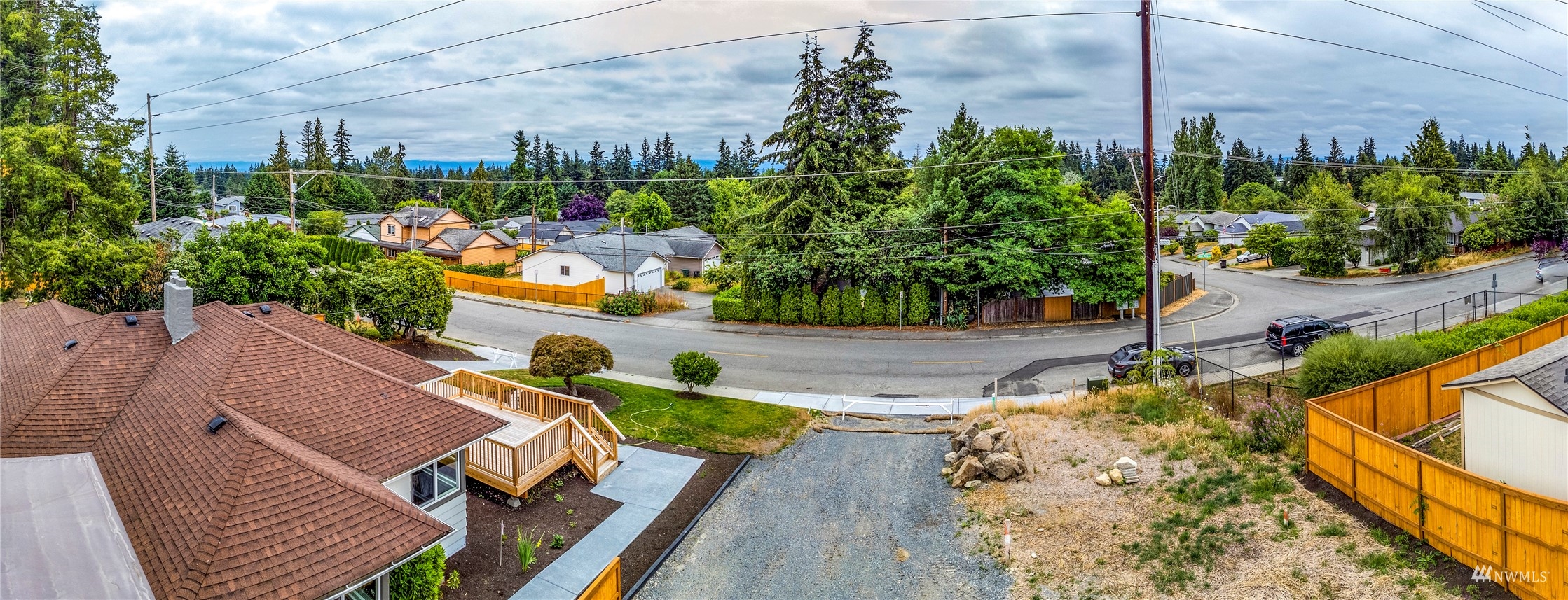 7420-lot #2 Upper Ridge Road Everett, WA 98203 - Photo 6 of 7 a view of a balcony with outdoor seating
