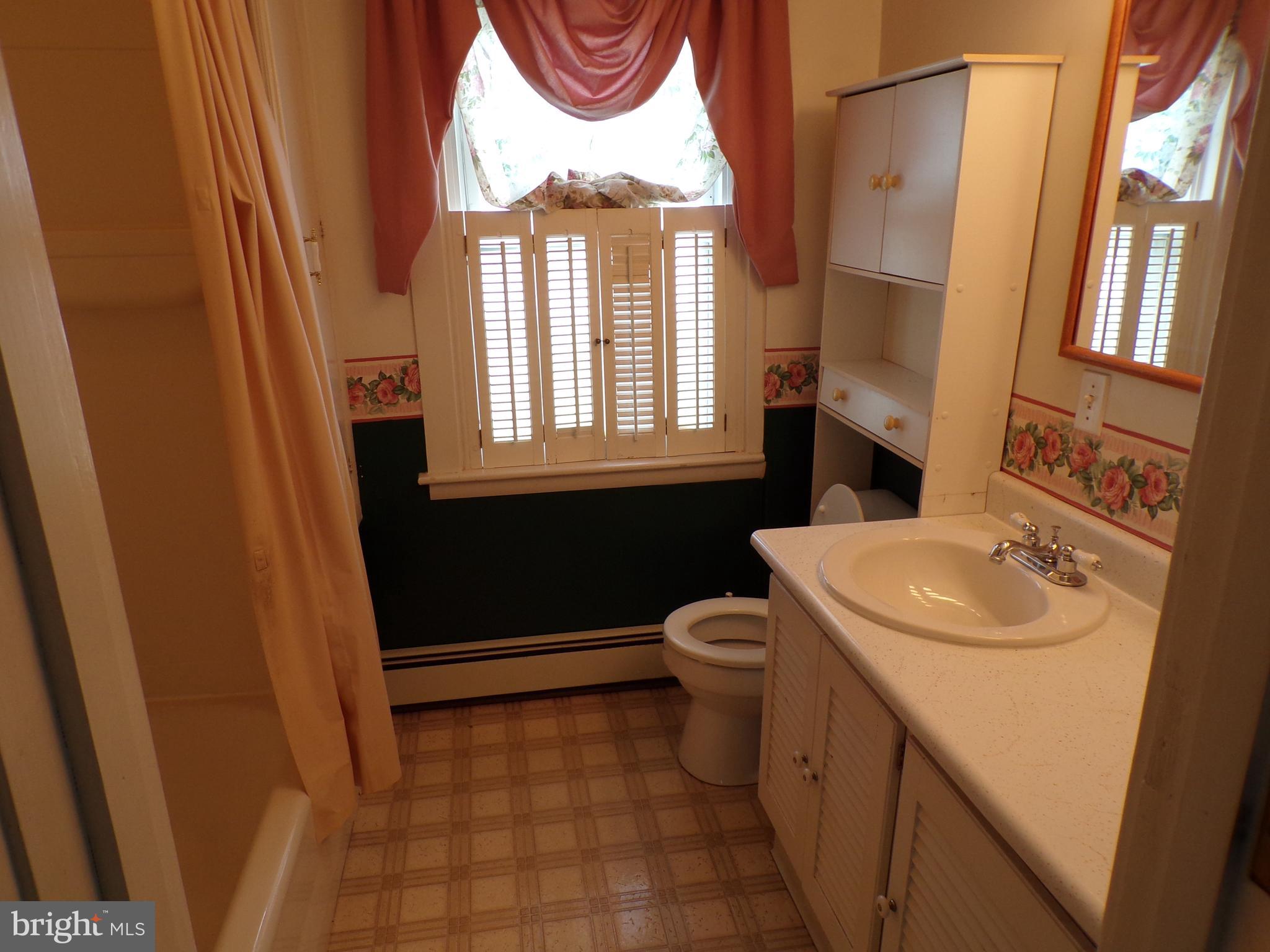 4217 Kutztown Road Temple, PA 19560 - Photo 20 of 25 Gallery Image 20