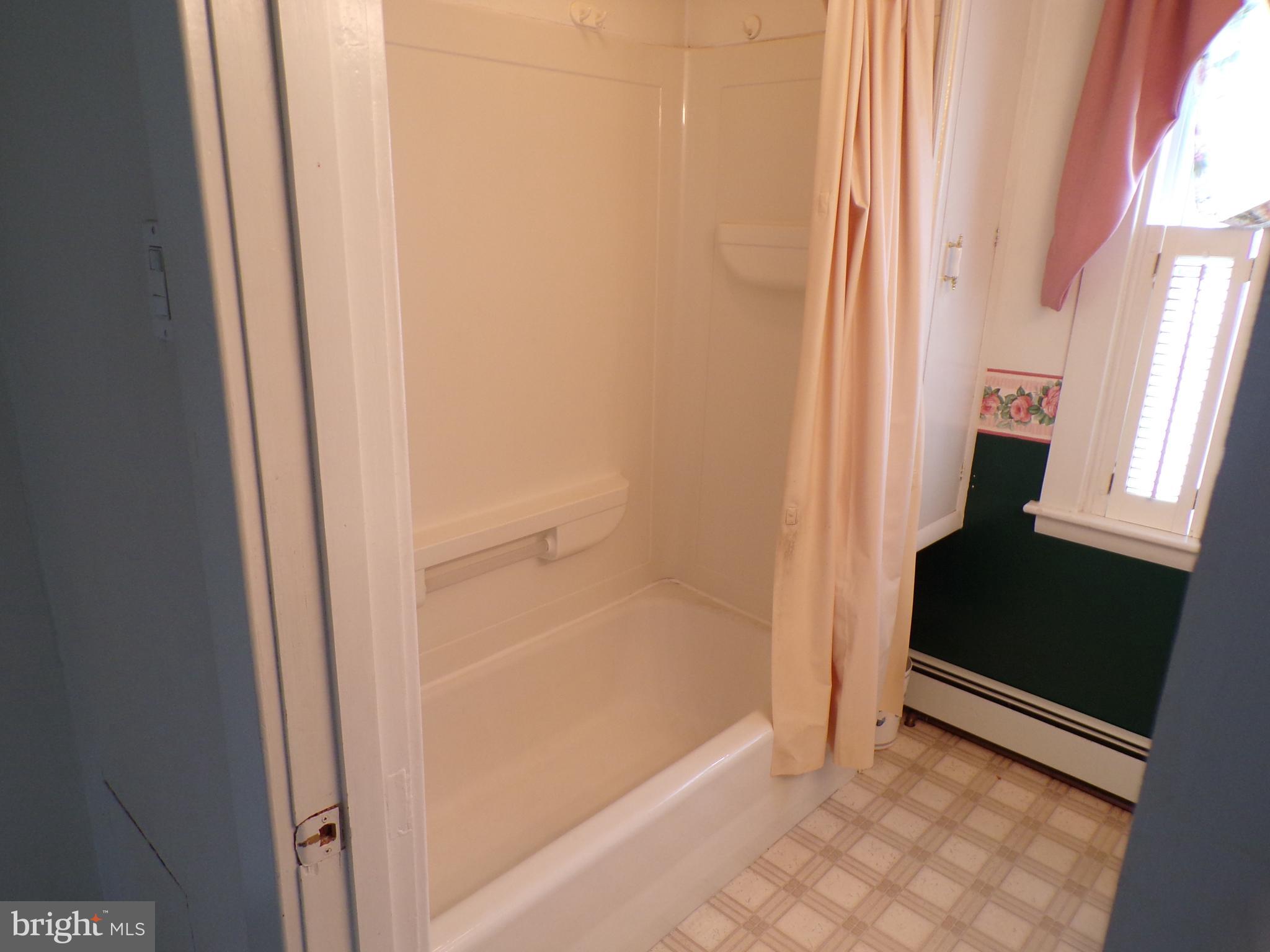 4217 Kutztown Road Temple, PA 19560 - Photo 21 of 25 Gallery Image 21