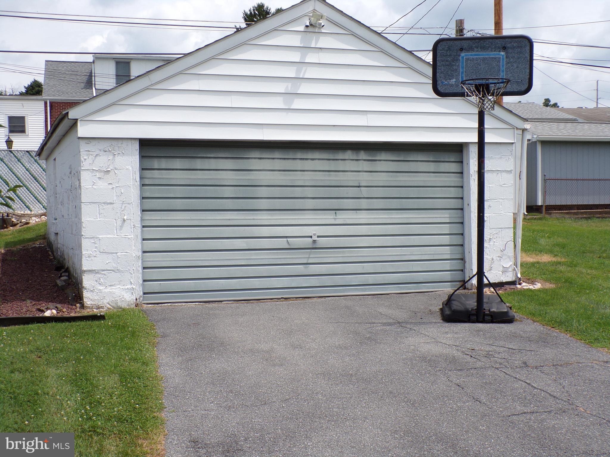 4217 Kutztown Road Temple, PA 19560 - Photo 5 of 25 Gallery Image 5