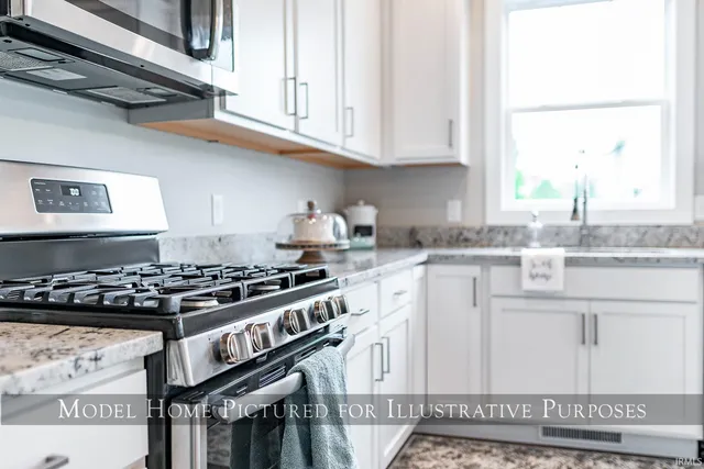 $489,900 | 32811 Nature View Drive, New Carlisle, IN 46552