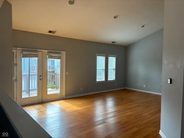 $1,850 | 1643 North College Avenue, Unit 2, Indianapolis, IN 46202