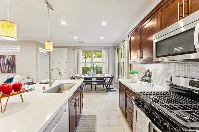 $1,048,888 | 121 Calypso, Irvine, CA 92618