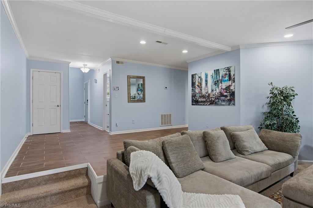 154 Pembrooke Ridge Court Advance, NC 27006 - Photo 6 of 36