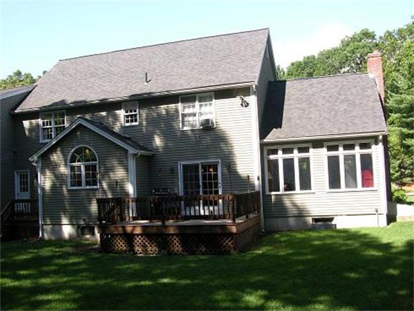 119 York Road Mansfield, MA 02048 - Photo 3 of 25 Gallery Image 3
