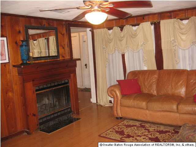 19356 Palmer Road Livingston, LA 70754 - Photo 6 of 12 Gallery Image 6