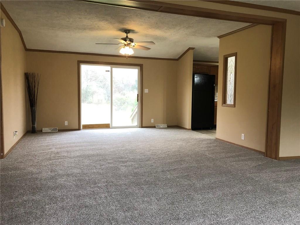 6115 South John Butler Road Columbus, IN 47201 - Photo 3 of 17