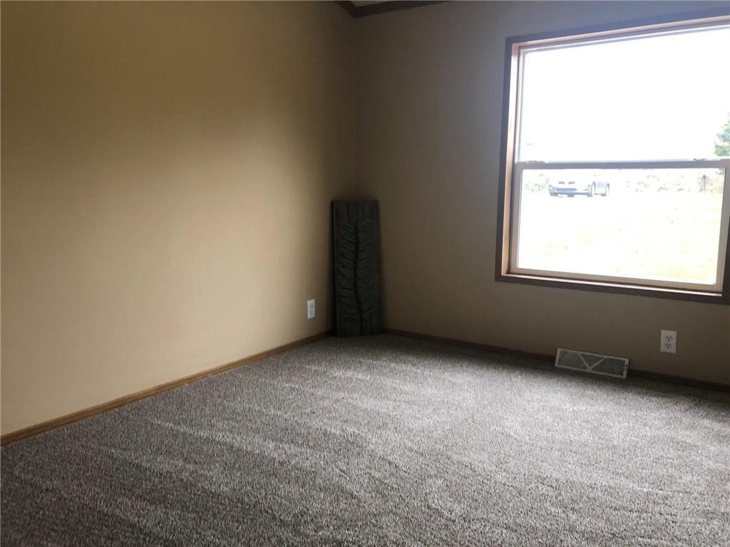 6115 South John Butler Road Columbus, IN 47201 - Photo 8 of 17