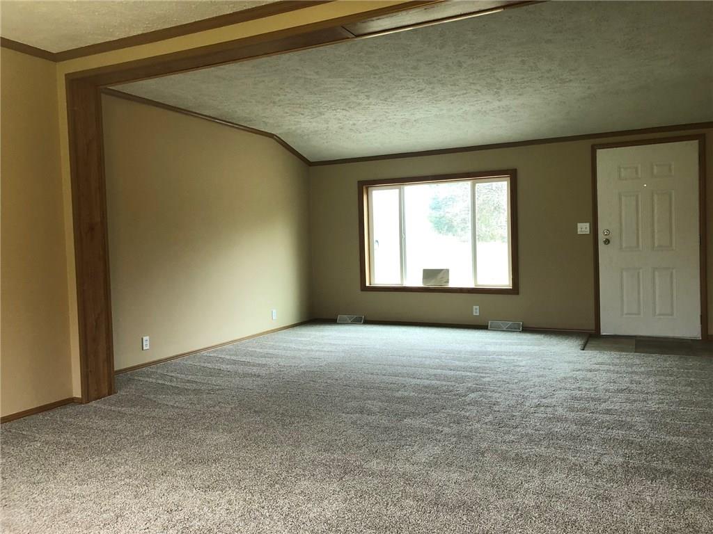 6115 South John Butler Road Columbus, IN 47201 - Photo 10 of 17